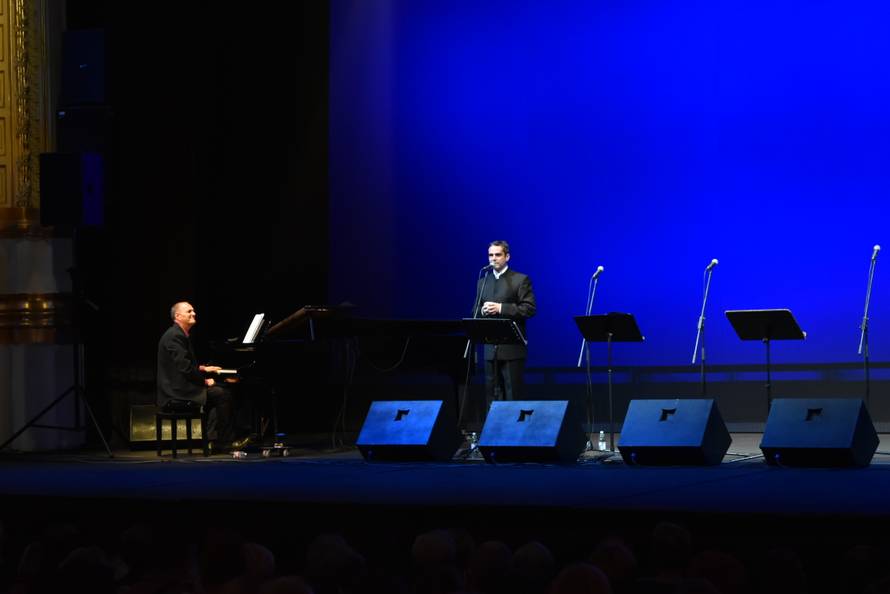 Rijeka poput sna: Četiri tenora i pun HNK zapjevali su zajedno