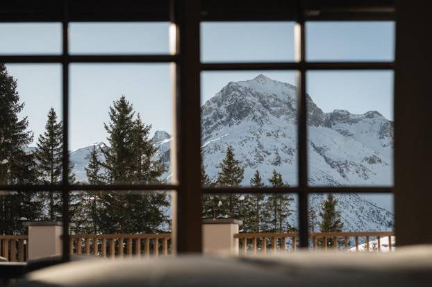 FOTO Ovdje zima izgleda kao iz bajke: Alpski resort u kojem s terase uskačete ravno na skije