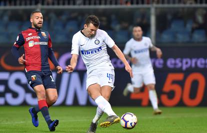 Perišić zabio, Icardi asistirao: Inter pobjegao Milanu i pratnji