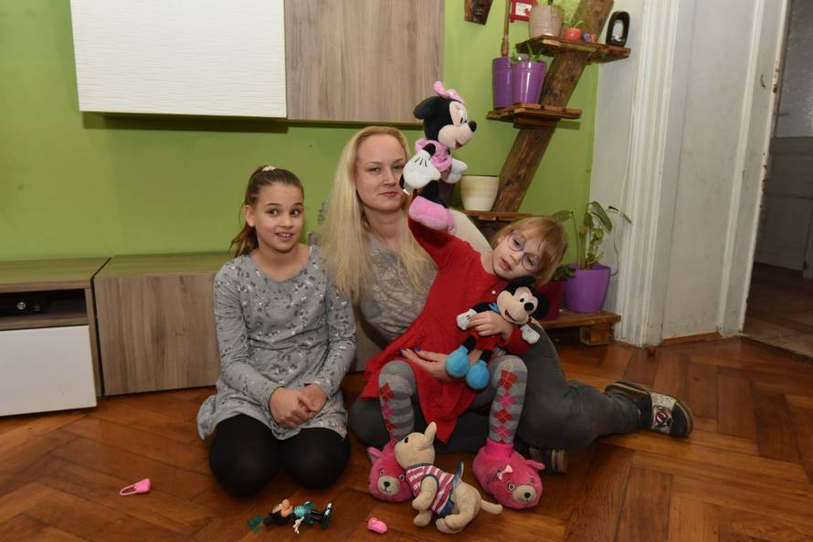 Očajna majka iz Pule: 'Nadia (3) mi umire, hitno treba lijek'