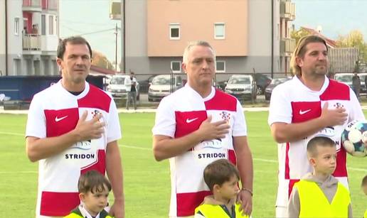 Nogometne legende Hrvatske i BiH za djecu u središnjoj Bosni. Stigli Mandžo, Kranjčar, Dalić...