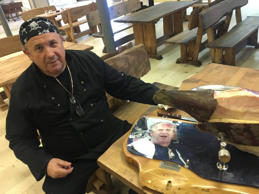 Kerum: Rakija se zove Matilda, a ovo je od svinje od 350 kila...