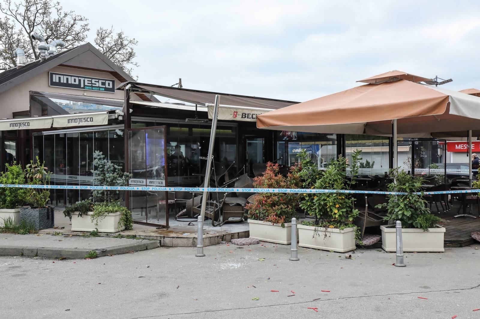 Zagreb: NavijaÄi Dinama i Torcide sukobili se u kafiÄu Innotesco na TreÅ¡njevaÄkoj trÅ¾nici