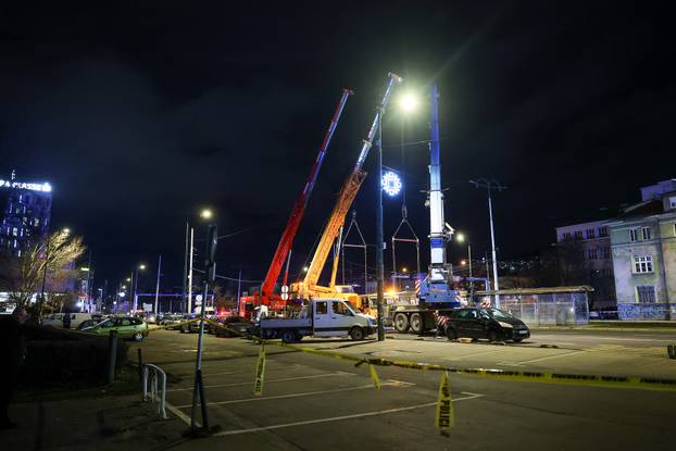 Sarajevo: U tijeku je uklanjanje tramvaja sa mjesta nesreće