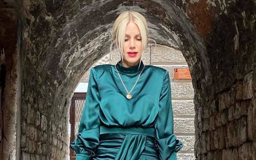 Pecotićeva nova djevojka Silvia prisjetila se ljeta u Parizu i senzualne haljine koju je nosila