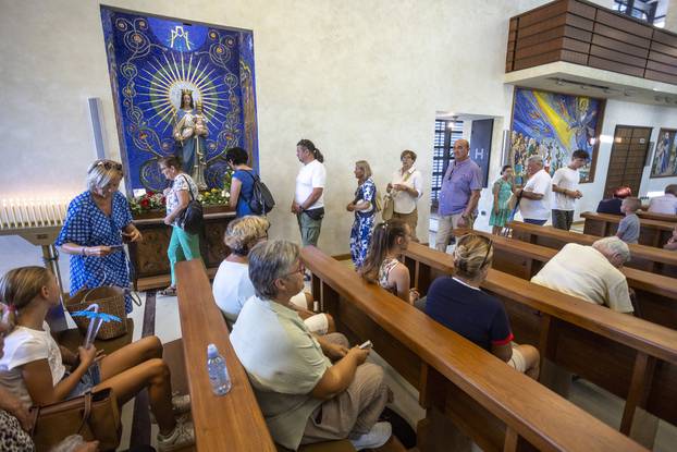 Aljmaš: Marijansko svetište Gospe od Utočišta na blagdan Velike Gospe