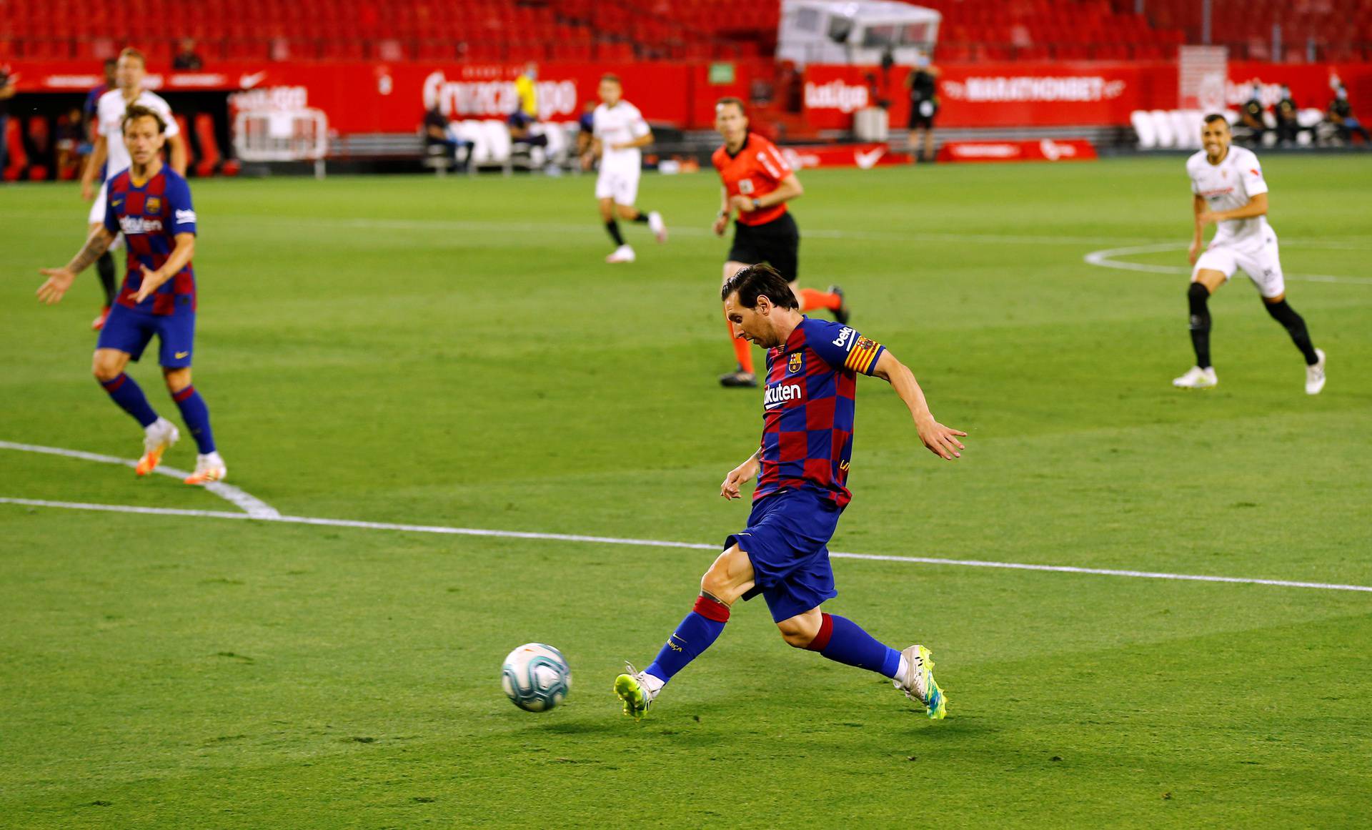 La Liga Santander - Sevilla v FC Barcelona