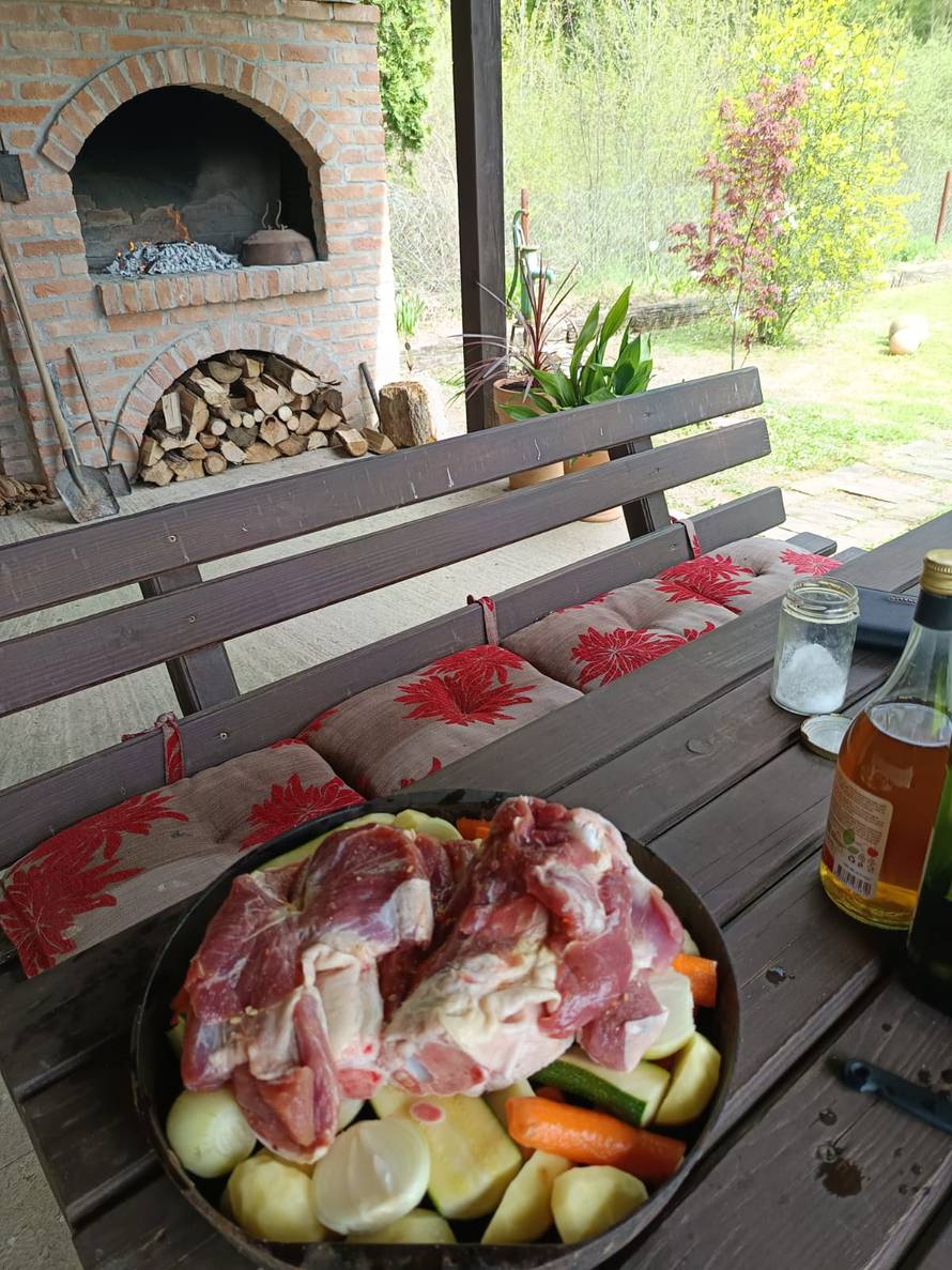 Frizer osebujnog stila kuhat će u 'Večeri za 5': Osude okoline su me poticale da postanem jači