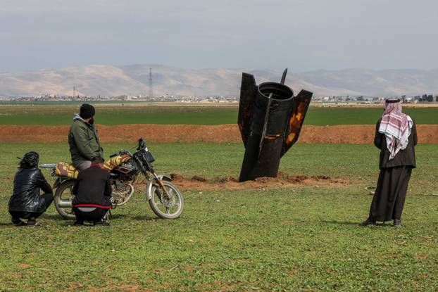 Missile falls near Qamishli International Airport