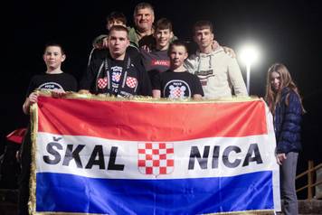 Rijeka: Atmosfera ispred dvorane uo&ccaron;i nastupa Thompsona