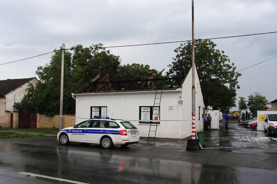 Kvar na instalacijama? Izgorio krov na trgovini autodijelova