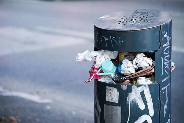 Zagreb: Sve je više smeća u centru grada