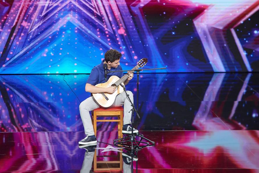 Peti zlatni gumb: Plesna grupa 'Dance Queen' ide u polufinale