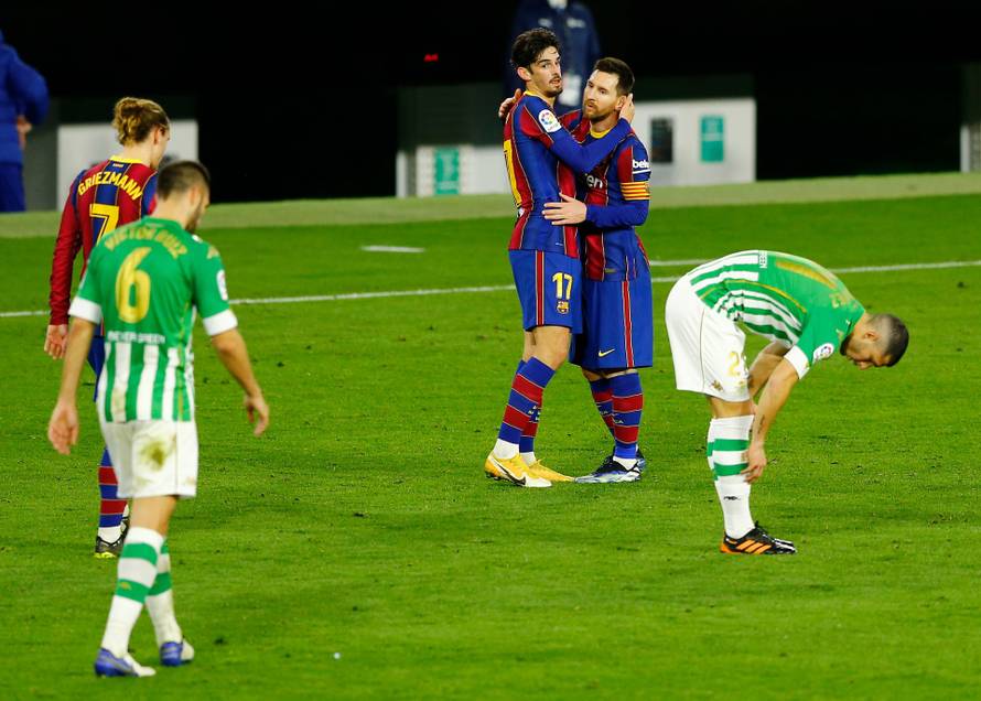 La Liga Santander - Real Betis v FC Barcelona