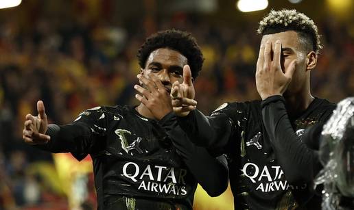 PSG slavio kod Lensa i obranio naslov prvaka. A sad po Europu