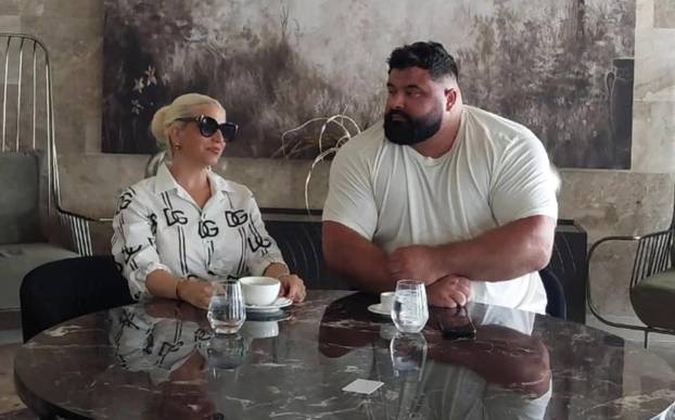 FOTO Stručnjaci o Ervinu: Tih 180 kg je previše, vježbao on ili ne, prijete mu mnoge komplikacije