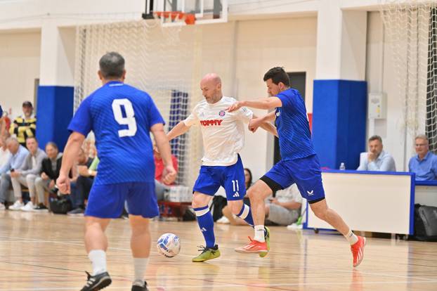 Makarska: Donatorska utakmica veterana Hajduk - Dinamo za Mladena Bartolovića