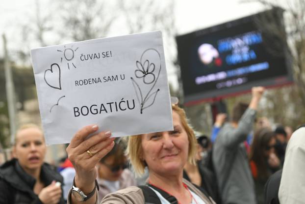 200 slika s masovnog prosvjeda