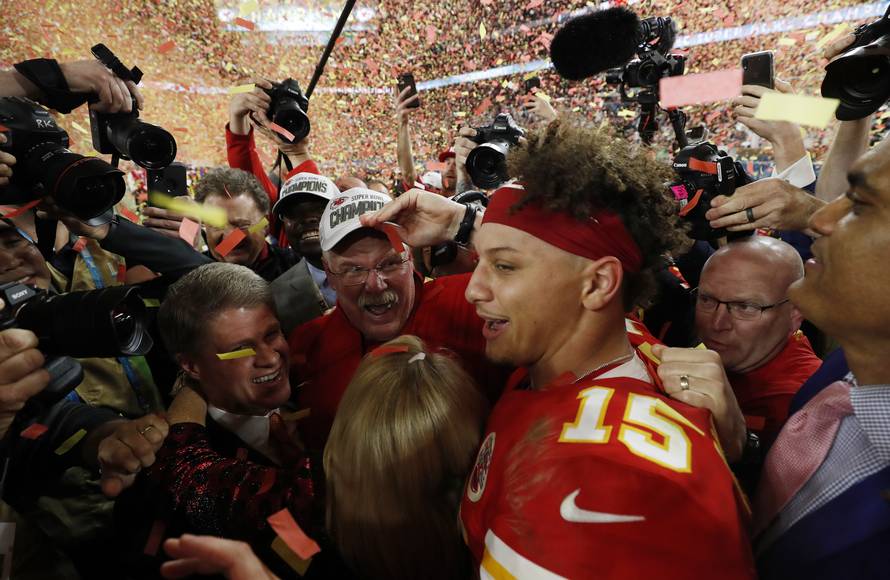 Chiefsi velikim preokretom do naslova, Mahomes za povijest!
