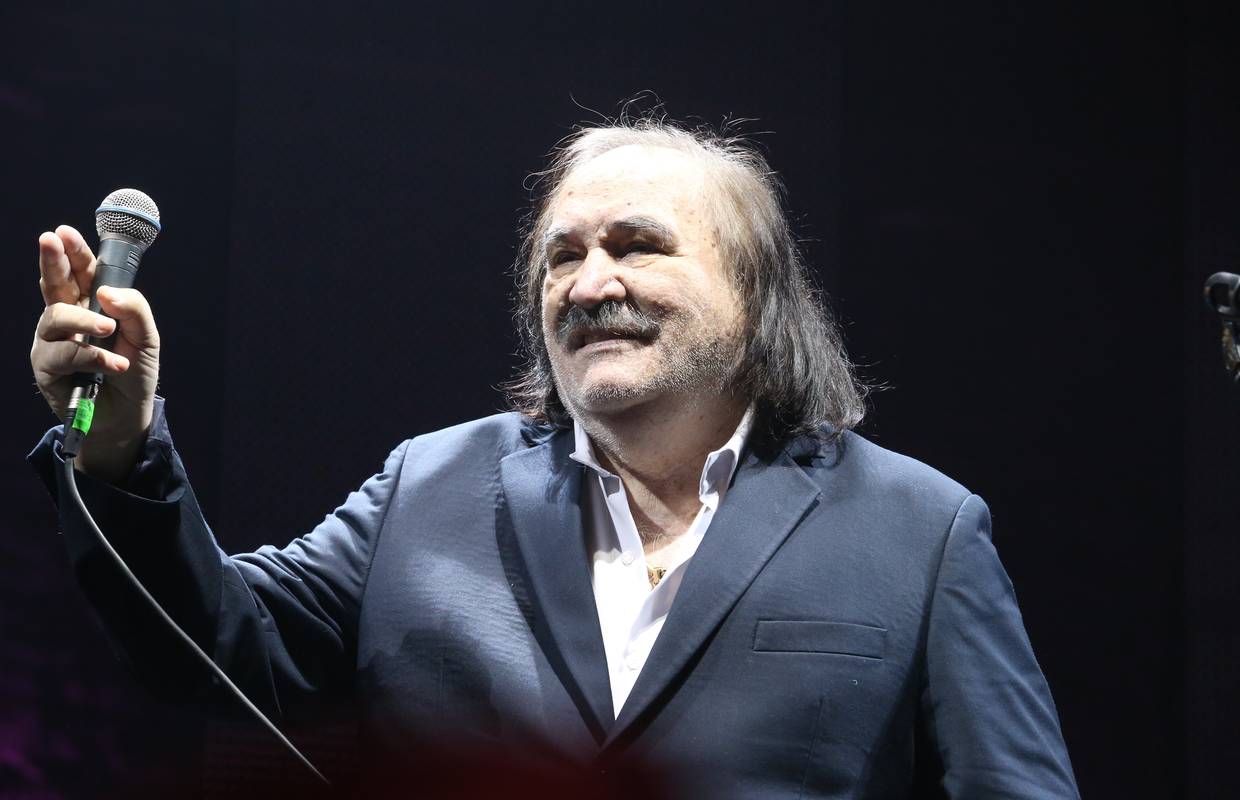Mišo je opet završio u bolnici