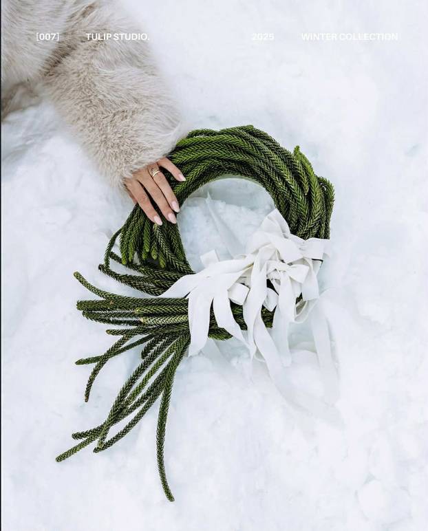 FOTO Domaći kreativci svojim vijencima za vrata stvaraju blagdansku magiju već na ulazu