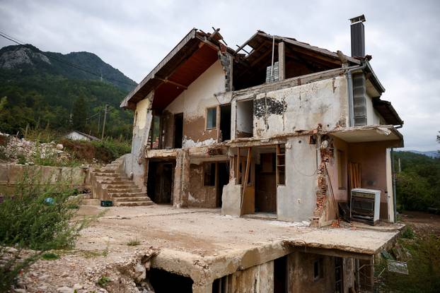 Prošlo je godinu dana od katastrofalnih poplava u BiH, evo kako Donja Jablanica izgleda danas