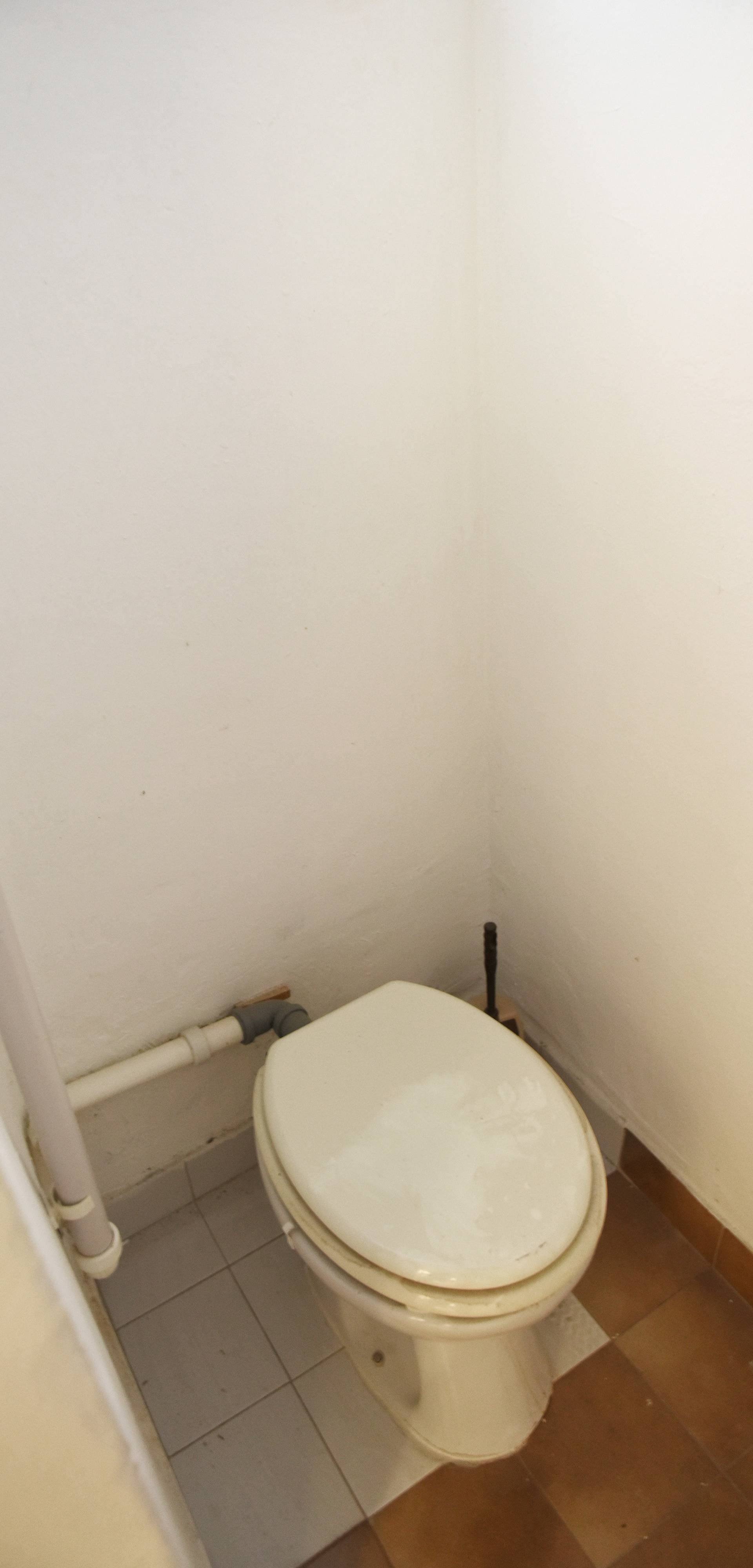 Rent-a-užas: Zidovi prljavi i vlažni, kupaonice se raspadaju