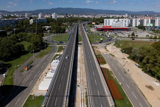 Napredak radova na Sarajevskoj cesti u Novom Zagrebu snimljen iz zraka