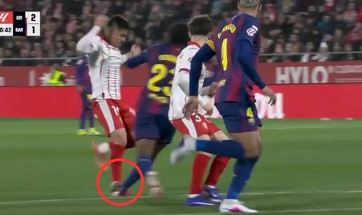 Flick bijesan zbog spornog gola: 'Za mene je to prekr&scaron;aj'. Suda&ccaron;ki ekspert tvrdi suprotno