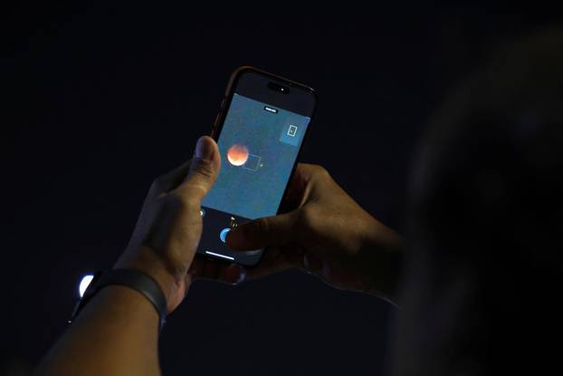 Total lunar eclipse in Cairo