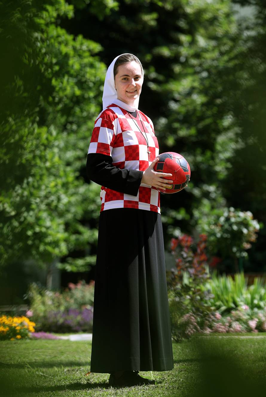 Časna s ubojitom ljevicom: I mi u samostanu bismo finale SP-a