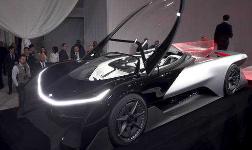 Faraday Future napokon otkrio svoj opaki električni automobil