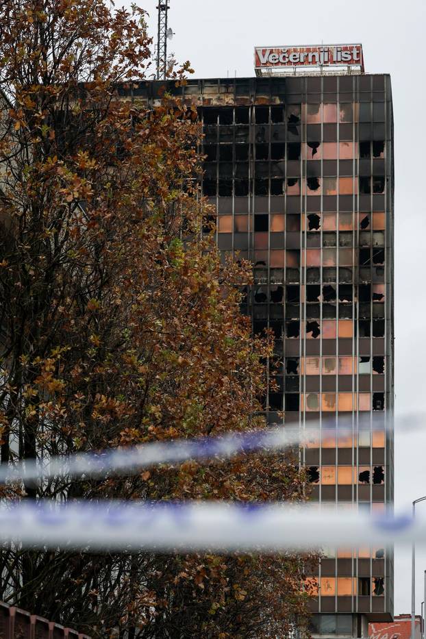 Zagreb: Vjesnikov neboder tjedan nakon požara, očevid je u tijeku