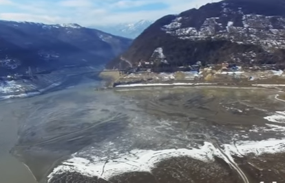 Zbog struje u potpunosti isušili Jablaničko jezero: 'Katastrofa'