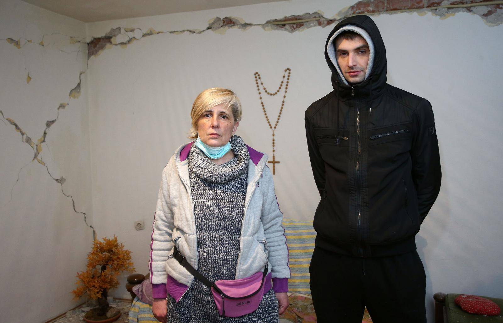Obitelji s Markuševca potres je uništio kuću: Ne znamo što sad