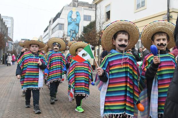Bjelovar: Gradski Mali fašnik okupio oko tisuću maskiranih sudionika