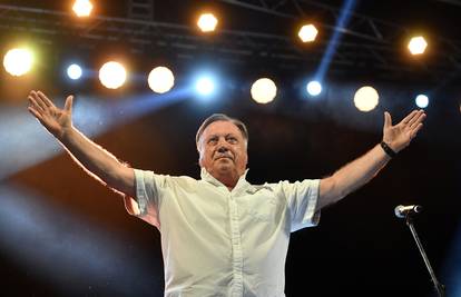 Legendarni Halid je dobrotu nesebično sipao na sve strane...