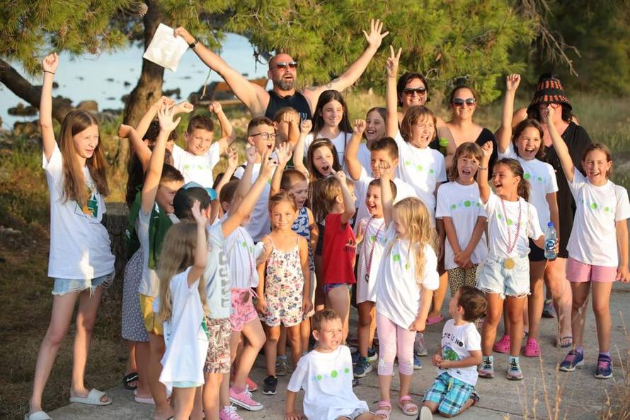 Najljepša priča ljeta #Rokotok: Prvi put u Hrvatskoj plivanjem povezao 50 naseljenih otoka