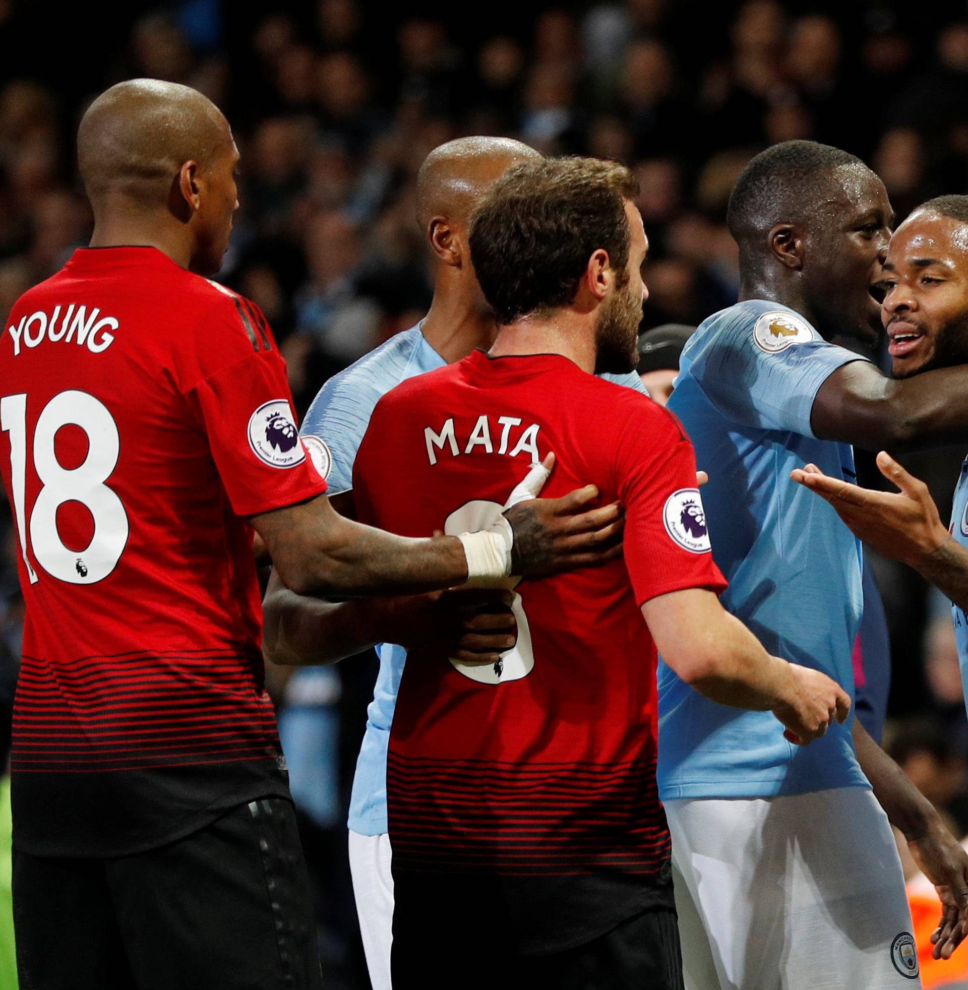 Premier League - Manchester City v Manchester United