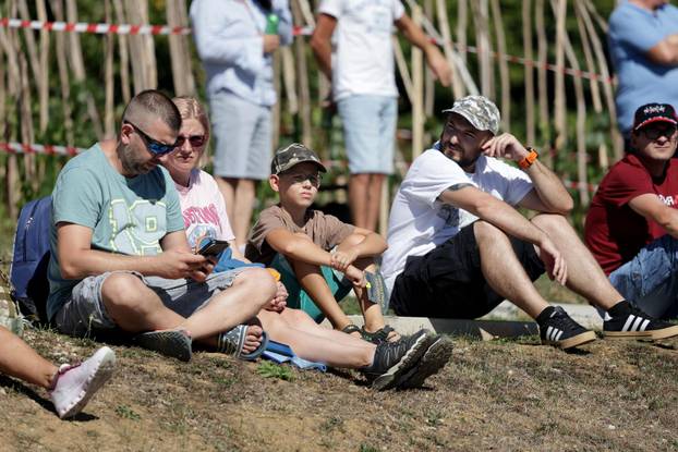Gornja Stubica: U sklopu 29. Susreta za Rudija, održao se Letački program