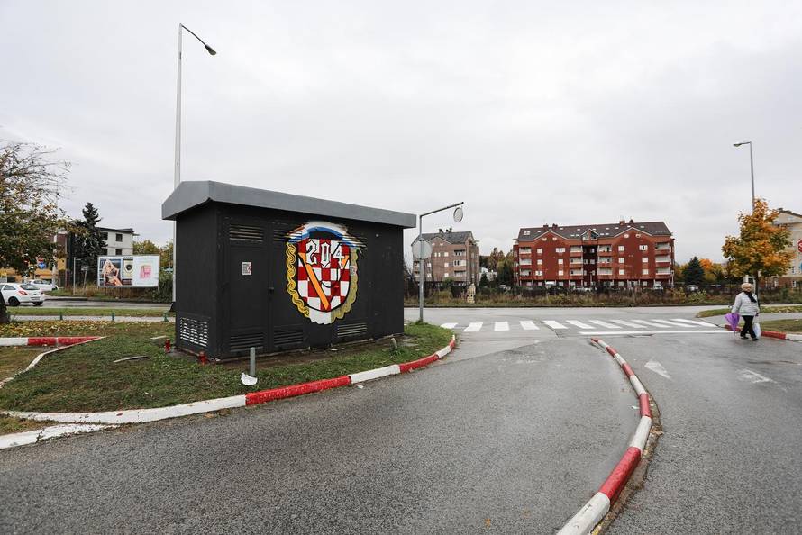 Grad Zagreb uklonio je grafite na trafostanici, pa su branitelji ponovno nacrtali