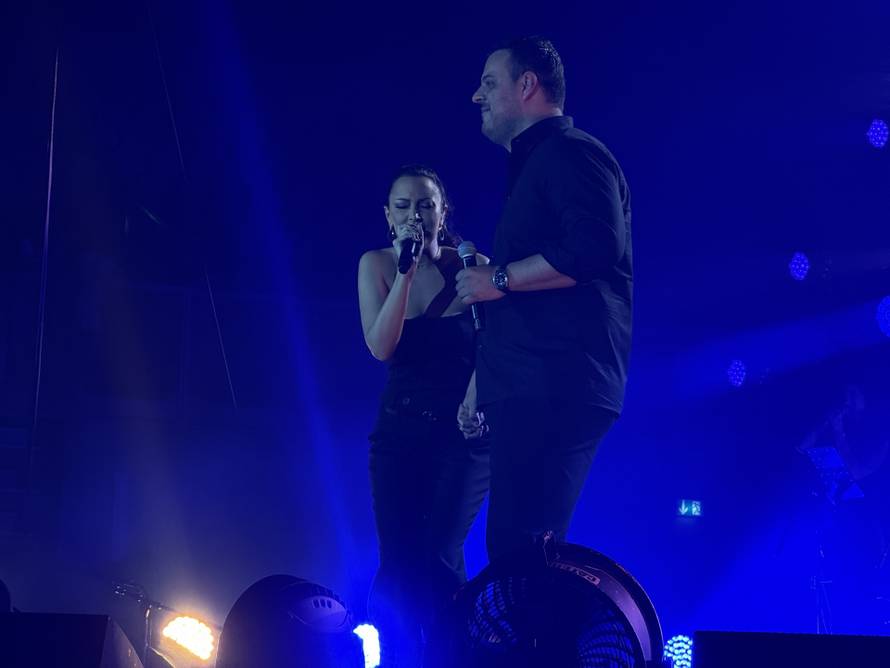 Aleksandra Prijović izvela je čak tri gosta na binu, za jednim svi 'poludjeli': 'Čovječe, što radiš...'