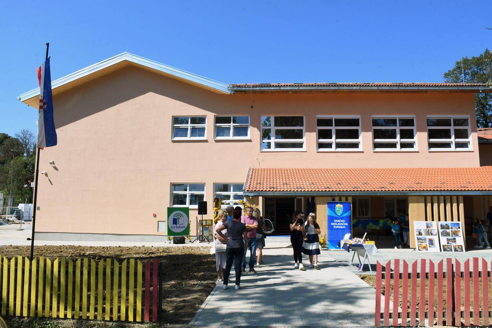 Gora:  Celjak svečano je otvorio novoizgrađenu zgradu Osnovne škole Ivan Goran Kovačić