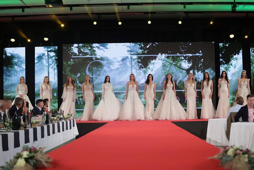 Nova Kraljica Hrvatske je Irena Jakičić, a po prvi puta će izbor za Kraljicu Svijeta biti kod nas