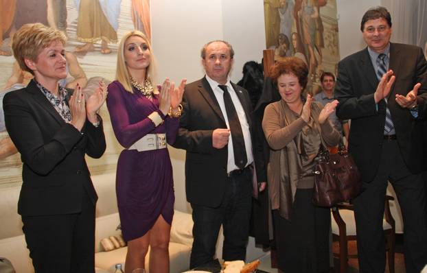 Split: O?ekivanje rezultata izbora u stožeru Željka Keruma i HGS-a