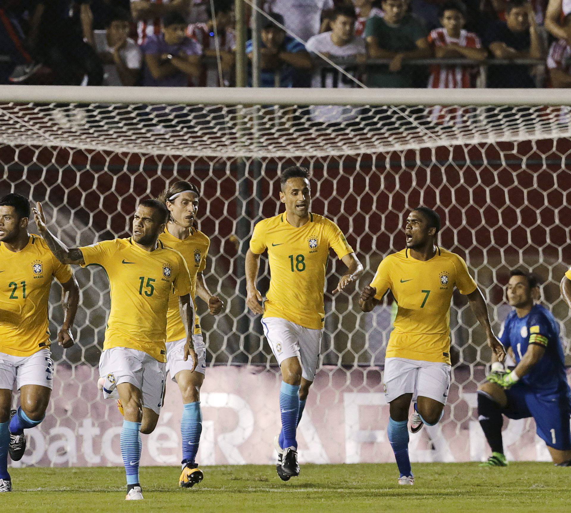 Pulišić najmlađi debitant SAD-a, Brazil do 2-2 u 92. minuti