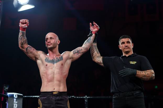 Zagreb: Borila&ccaron;ki spektakl Golden Fight 8, borba Marko Martinjak - Tino Patrlj