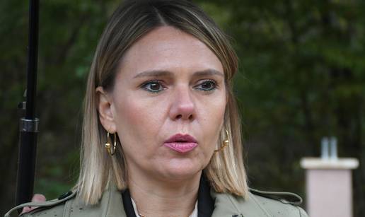 Tko je Zrinka Raguž, nasljednica Erlića? Karijera vezana za HDZ i Dubrovnik, ima i stari Porsche...