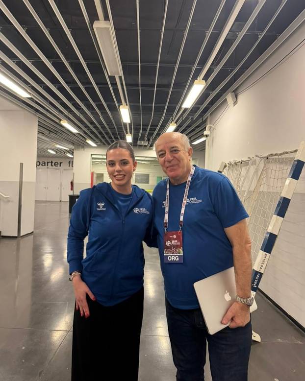 FOTO Novo lice na Maksimiru: Dvostruku krunu 'modrih' slavi nekadašnja misica i odbojkašica