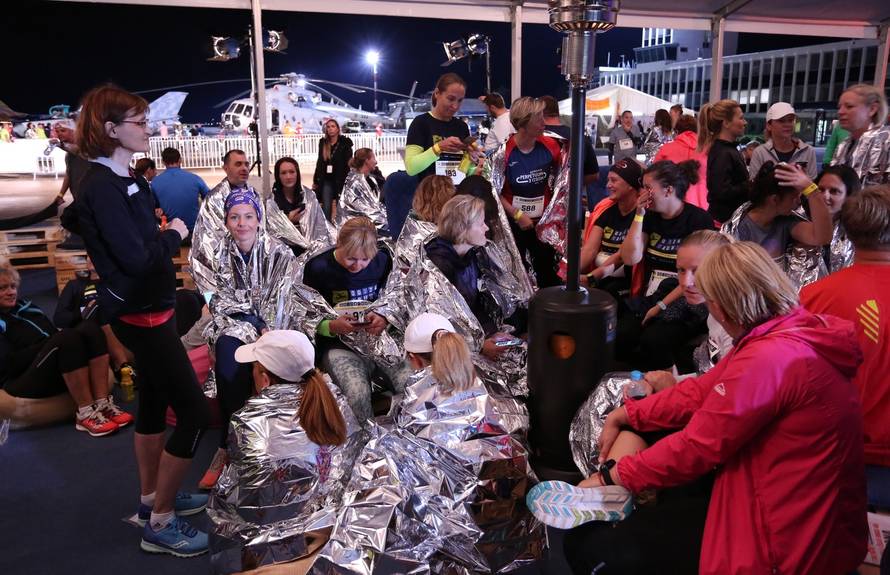 Pripreme u ZraÄnoj luci Franjo TuÄman uoÄi noÄne utrke 00:24